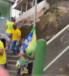 Traficantes atacaram à bala campanha de candidato bolsonarista em Angra. VIDEO