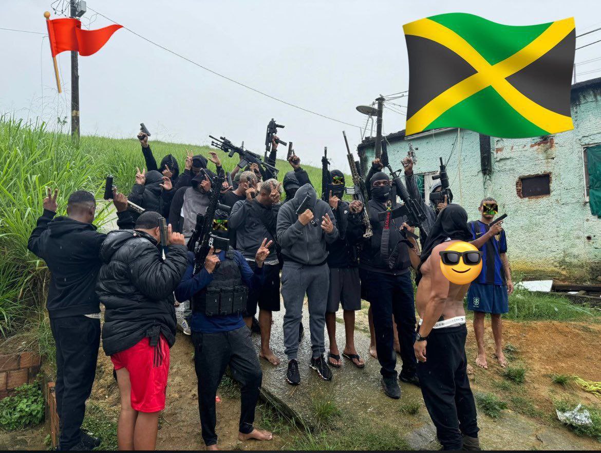 CV recupera parte da favela tomada pelo TCP ontem em Belford Roxo. VIDEO