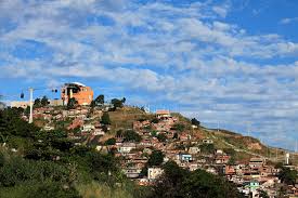 Muitos tiros no Morro do Adeus (CV). VIDEOS