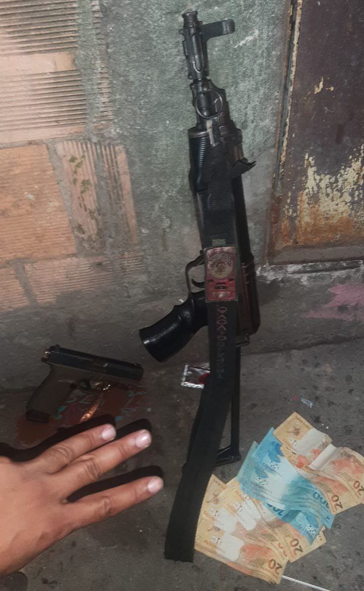 TCP teria dado bote na Mangueira (CV) e levado armas. VIDEO EXPLICA