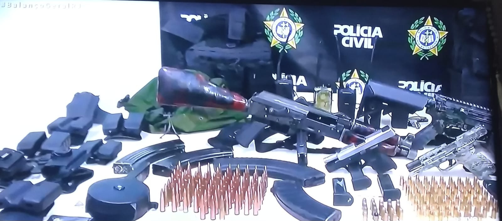 Milicianos morreram em confronto com a polícia na Zona Oeste do Rio. VIDEO