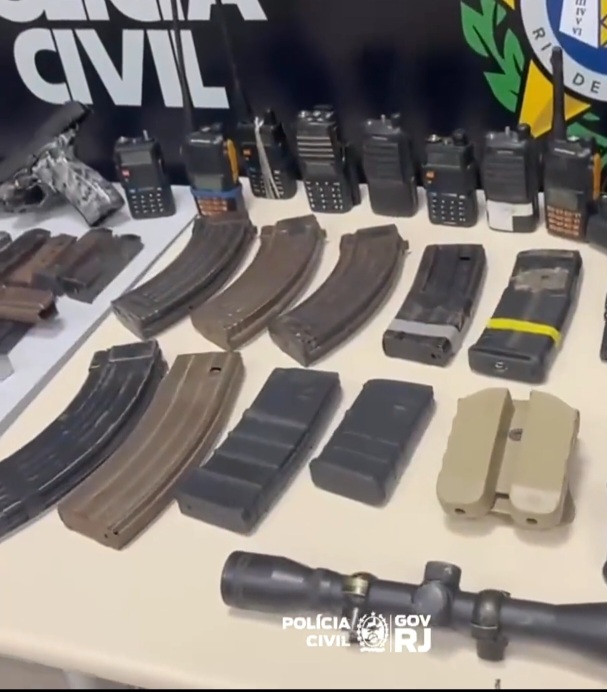 Polícia matou um e prendeu cinco milicianos no Guarda. Arsenal foi apreendido. VIDEO