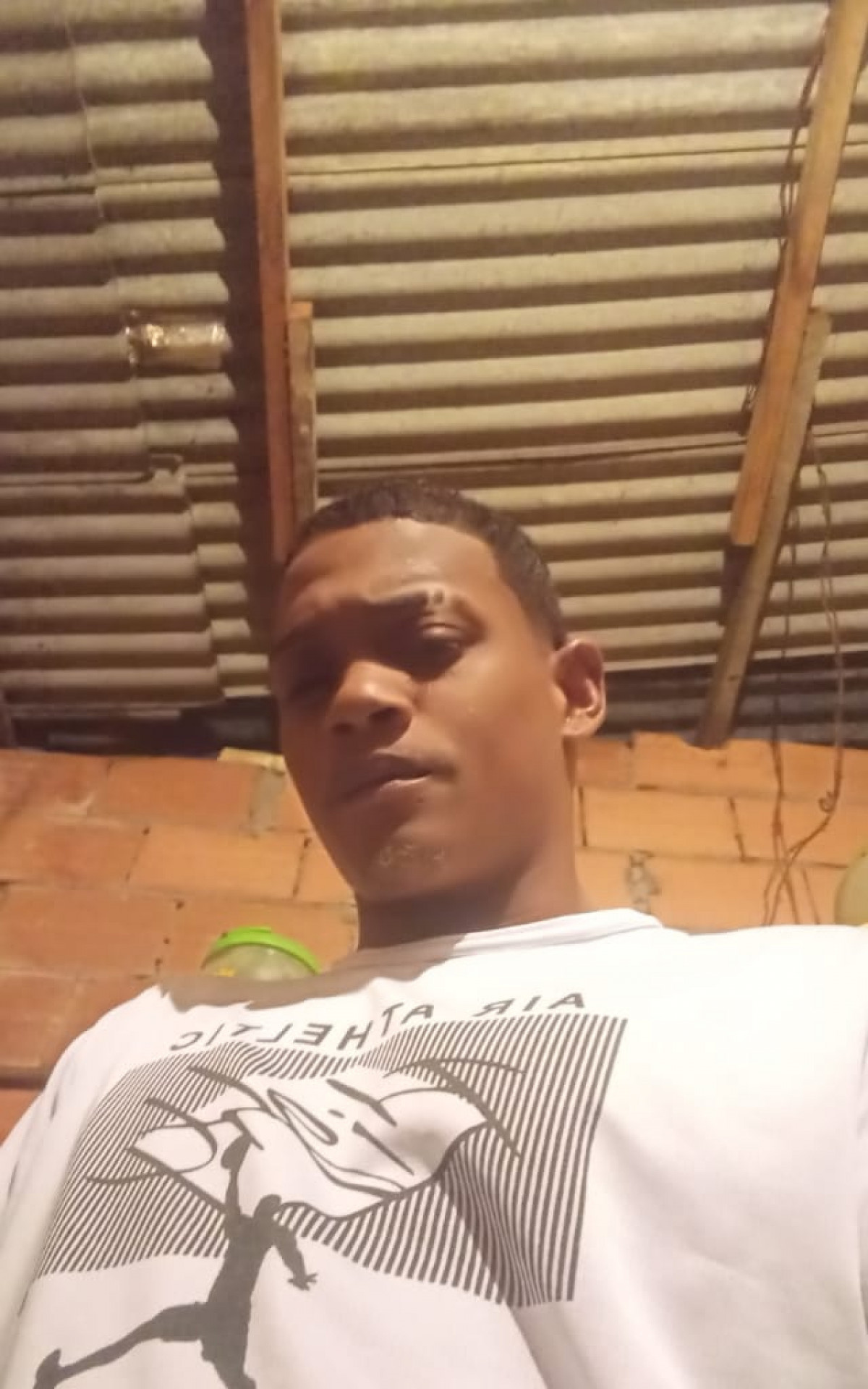 Jovem morreu atingido por bala perdida em ação policial em Niterói